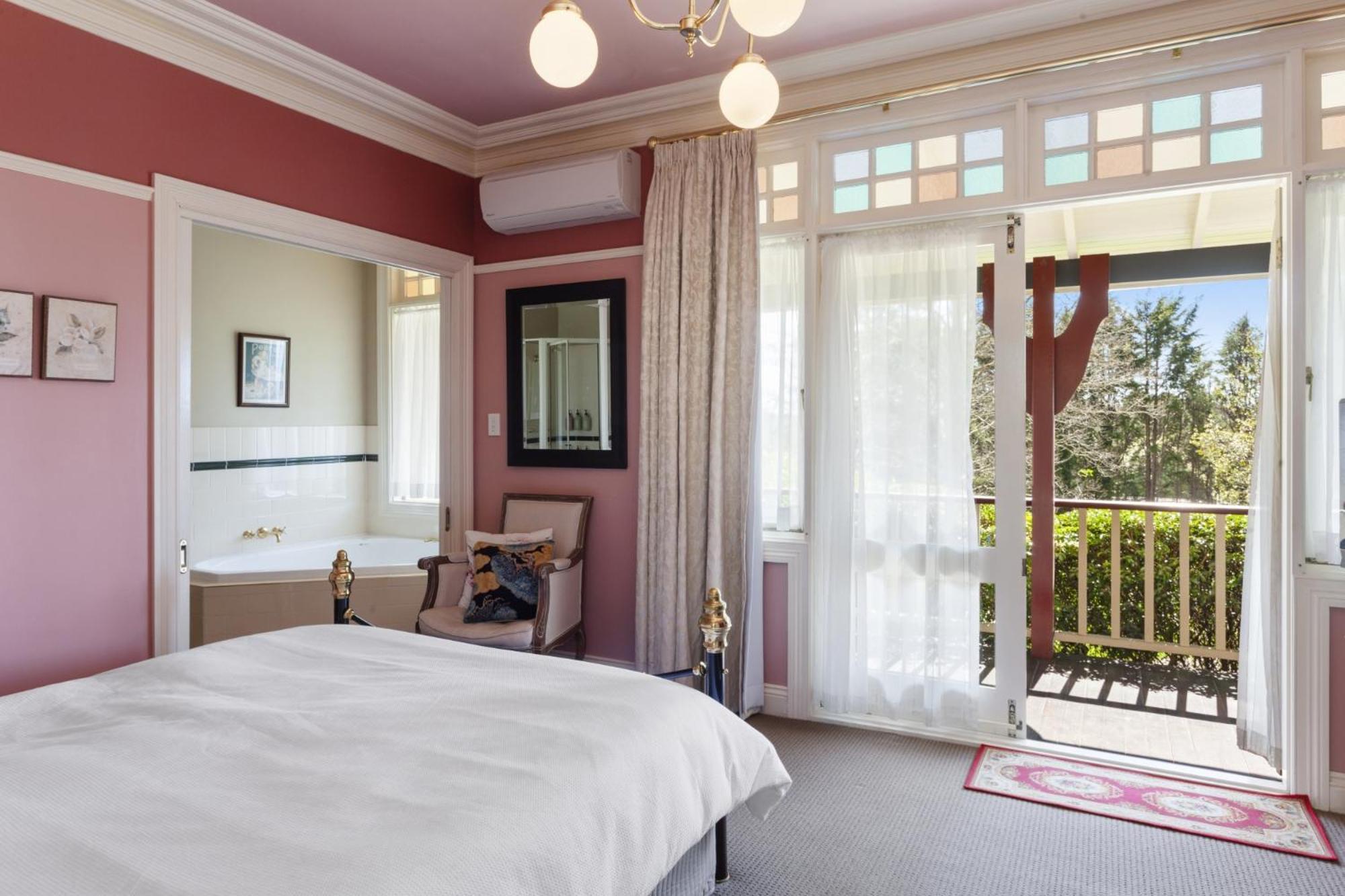 Bethany Manor B&B, Call Us For Cheapest Rates 卢拉 外观 照片